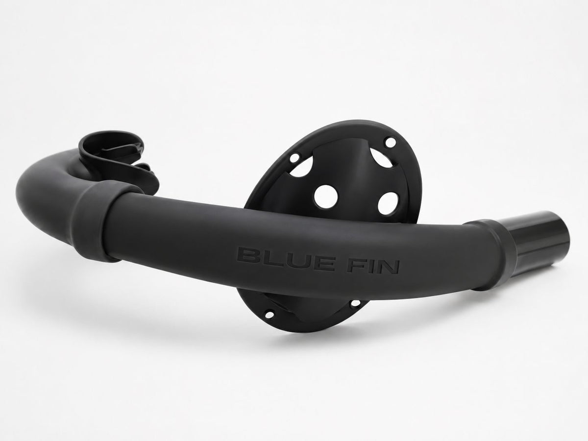 underwater_hockey_snorkel_cap_uwh_blue_fin_uwh fixation directly to the cap clip system